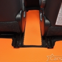 Автомобильные коврики EVA на Toyota Sienta II пр.руль (2015->)