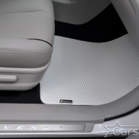 Автомобильные коврики EVA на Toyota Venza (2008-2012)